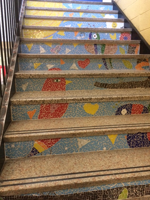 Mosaïque : nos couleurs – École Notre-Dame-du-Sourire